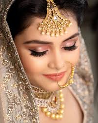 Sadhana Kothari makeup 